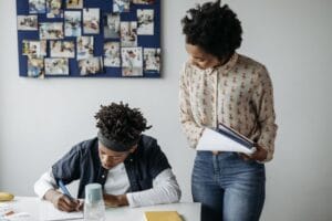 Bí quyết chọn gia sư dạy kèm lớp 12 giúp bứt phá điểm số thi THPT - Viettutor Tin Giáo Dục