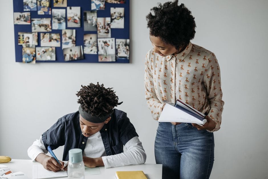 Bí quyết chọn gia sư dạy kèm lớp 12 giúp bứt phá điểm số thi THPT - Viettutor Tin Giáo Dục