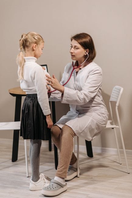 Dấu hiệu nhận biết trẻ tự kỷ sớm: Cẩm nang quan trọng cho cha mẹ