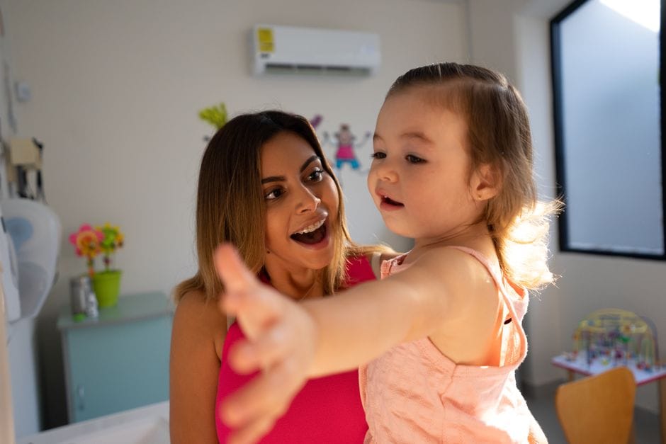 Lộ trình can thiệp cho trẻ tự kỷ: Hướng dẫn chi tiết từ A-Z cho phụ huynh - Viettutor Tin Giáo Dục