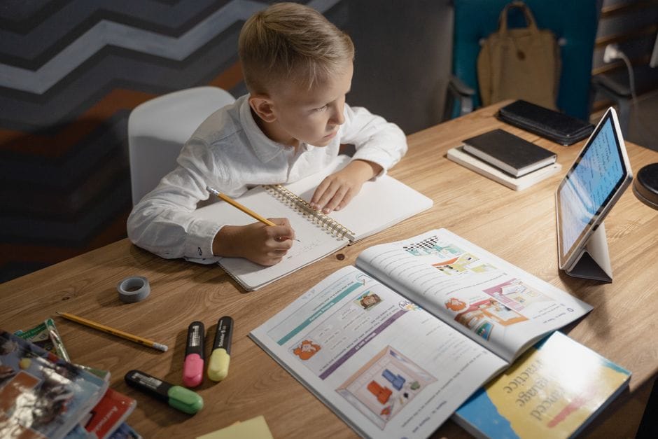 Bí quyết chọn gia sư dạy kèm tại nhà lớp 5 giúp con bứt phá kiến thức - Hình ảnh chi tiết