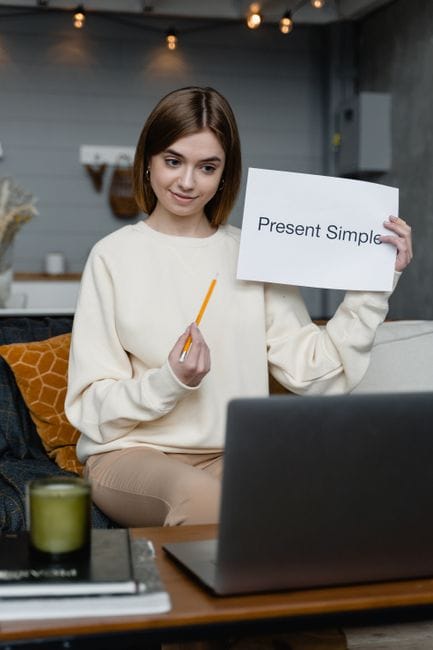 Dạy kèm Anh văn tại nhà: Bí quyết chinh phục tiếng Anh từ cơ bản đến chuyên nghiệp