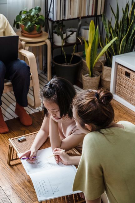 Bí quyết tìm gia sư tại nhà: Cẩm nang toàn diện cho phụ huynh thông thái
