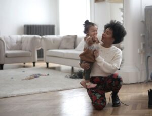 Bí quyết chọn đồ chơi giúp trẻ tăng động hay cáu gắt bình tĩnh và tập trung hơn - Viettutor Tin Giáo Dục